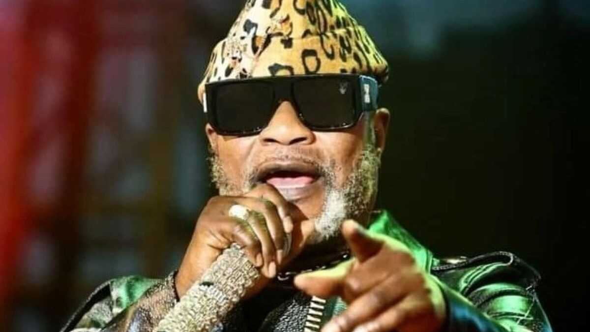Force de frappe, signé Koffi Olomidé