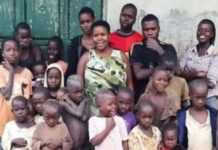 Maman Ouganda et ses enfants