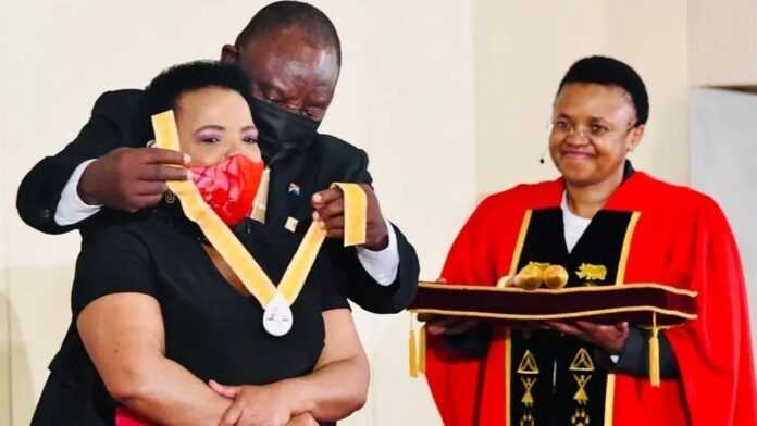 Rebecca Malope et Cyril Ramaphosa 19 nov 21