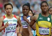 Halima Hachlaf (gauche)