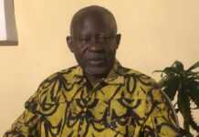 Oussainu Darboe, oppoant gambien