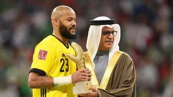 Raïs M'Bolhi meilleur gardien de but de Coupe Arabe FIFA 2021