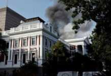 Afrique du Sud, incendie au Parlement