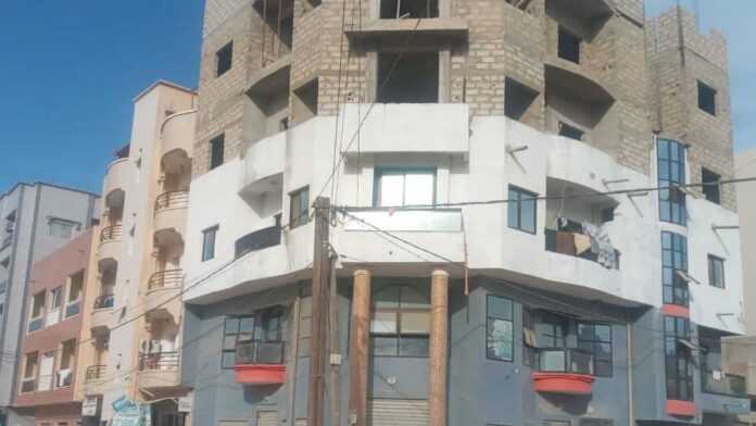 Bâtiment en construction à Dakar