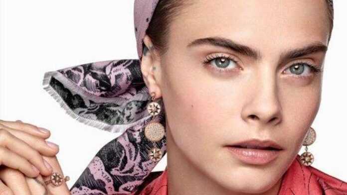 Cara Delevingne pour Dior