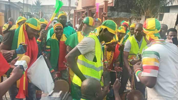 Supporters maliens à Douala