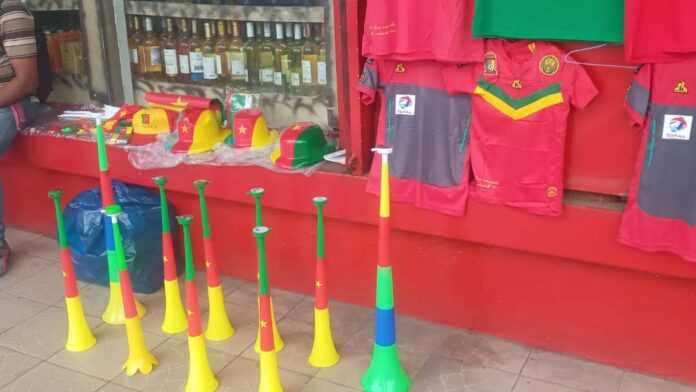 Vente de maillots et vuvuzela