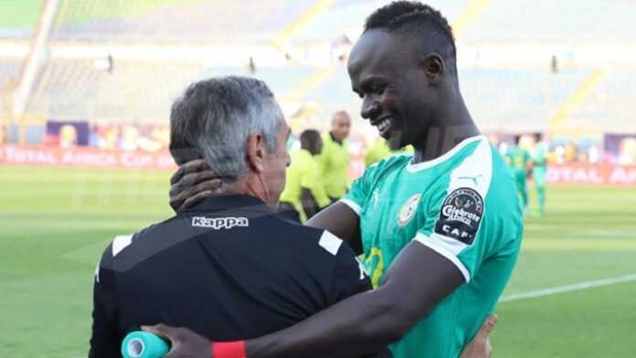 Alain Giresse et Sadio Mané