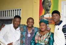 Sidiki Diabaté a rendu visite à Sékouba Kouyaté Sidiki Diabaté chez Sékouba Kandia Kouyaté