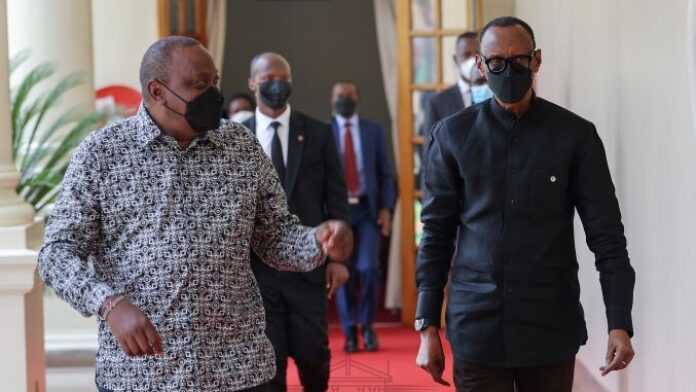 Uhuru Kenyatta et Paul Kagame