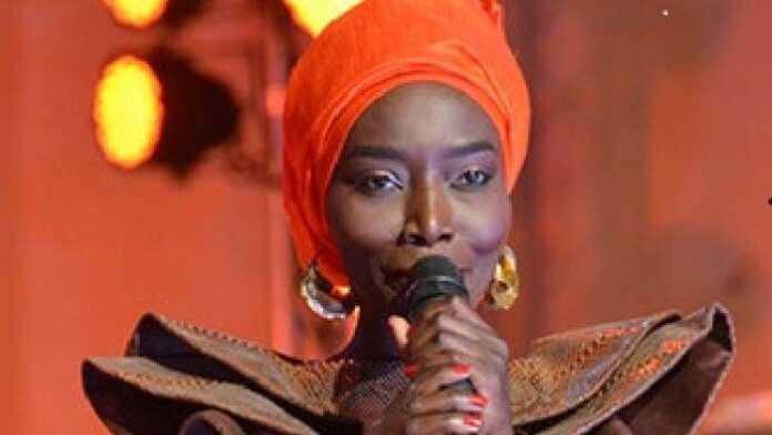 Coumba Gawlo Seck, chanteuse