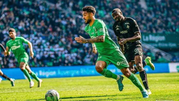 Denis Bouanga Saint-Etienne