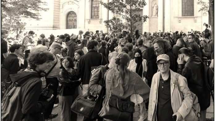 Mustapha Saha. Place de la Sorbonne. 14 avril 2022.