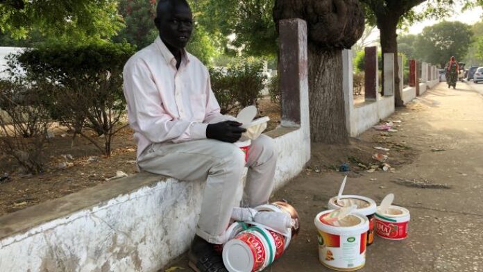 Cheikh Guèye, vendeur