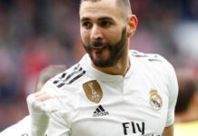 Karim Benzema avec le maillot du Real Madrid