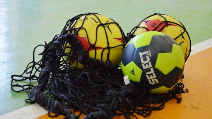 Des ballons de handball