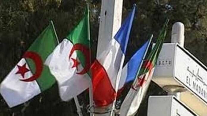 Drapeaux France Algerie