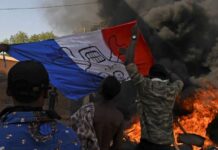 Sale temps pour la France en Afrique