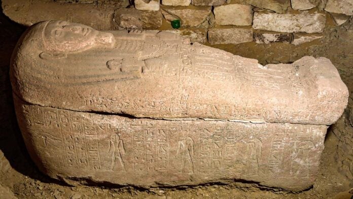 Sarcophage de Ptah-em-uya