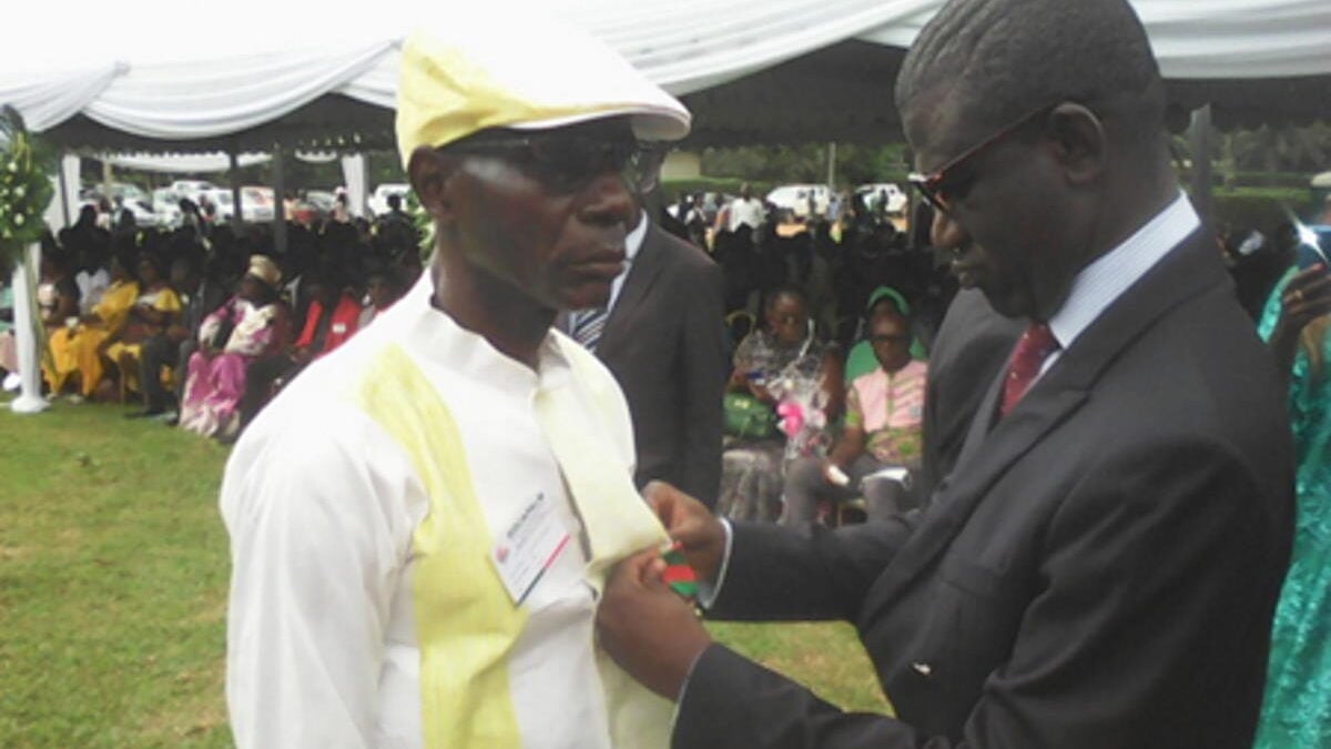 249 employés de la Socapalm Dibombari décorés