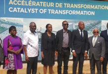 Youssou Ndour en visite au Bénin