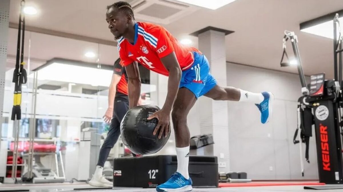 Zurück in der Halle könnte Mané gegen PSG körperlich fit sein