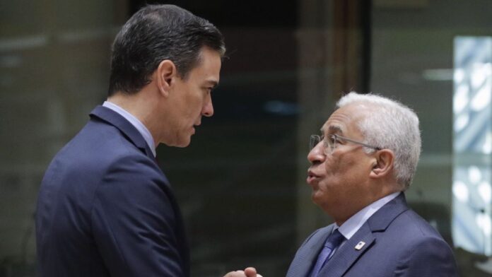 Pedro Sanchez et Antonio Costa