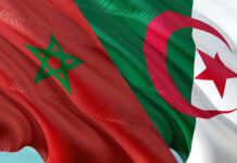 Tension diplomatique : le consul du Maroc à Oran a quitté l’Algérie, expulsé ? Les drapeaux du Maroc et de l'Algérie