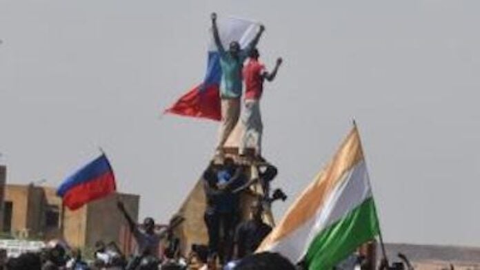 Niger manifestants pro-putshistes
