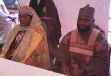 Un roi et une reine se retrouvent autour des causes sociales à Douala Sa Majesté Kimbi Elvis Kah Abdourahman Imran et Sa Majesté la Reine Sarauniyan Mata Hadja Hachmed