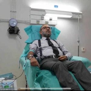 Mohammed VI fait un don de sang