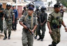 Des soldats malgaches