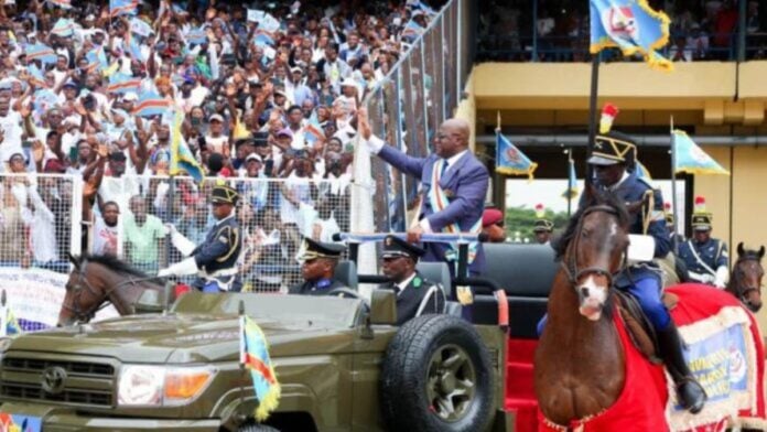 Félix Tshisekedi dà bord du command-car