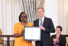 Mme Samaké Oumou Elkhairou Niaré