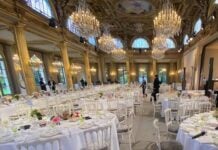 Mehdi Bousaidan, une star algérienne de l’humour francophone à l’Elysée Mehdi Bousaidan, une star algérienne de l’humour francophone à l’Elysée