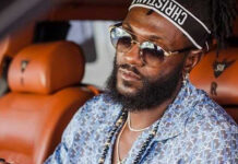 Adebayor recadre Jamie Carragher après ses critiques sur la CAN Emmanuel Adebayor