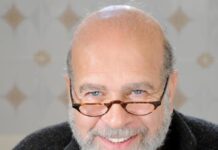 De l’Algérie au monde : le parcours singulier de Rachid Koraïchi