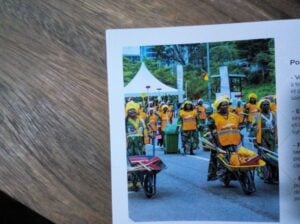 Les Amazones de la propreté de Douala