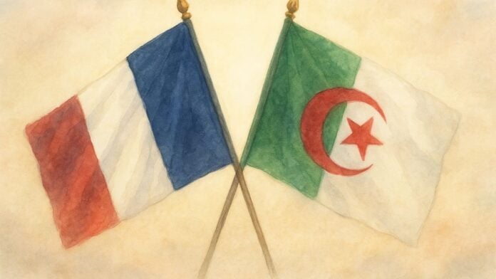 Drapeaux français et algérien qui se croisent Drapeaux français et algérien qui se croisent