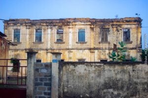 L'immeuble abritant les bureaux de la Banlieue de Porto-Novo à l'époque coloniale