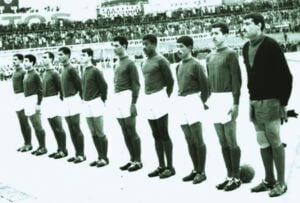 Premier match de l'équipe d'Algérie face à la Bulgarie en 1963