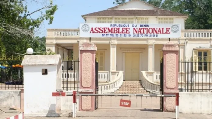 Siège du Parlement béninois à Porto-Novo Siège du Parlement béninois à Porto-Novo