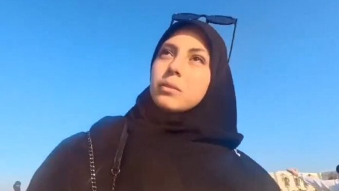 Influenceur coréen et jeune marocaine Influenceur coréen et jeune marocaine