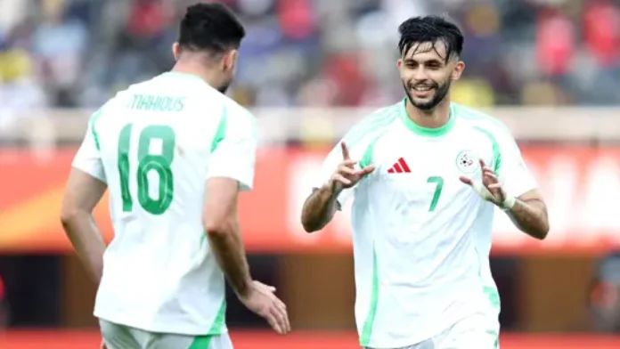 abdennour-iheb-belhocini-of-algeria-celebrates-goal-with-teammate-aimen-mahious-of-algeria-during-the-2024-african-nations-championship-chan-football-match-between-algeria-and-south-africa