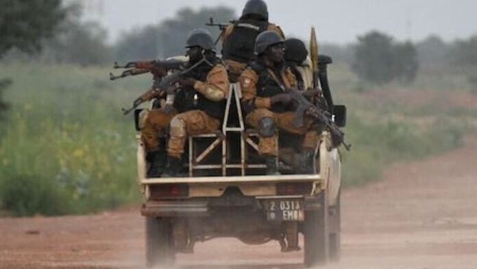 Militaires au Nord de la Côte d'Ivoire Militaires en opération au Nord de la Côte d'Ivoire