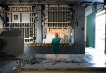 La marque de mode italienne OVS s’engage dans le coton africain durable avec Cotton made in Africa Coton CmiA du Mozambique : traçable depuis l'origine jusqu'au produit fini - Crédit : Isabela Pacini pour AbTF