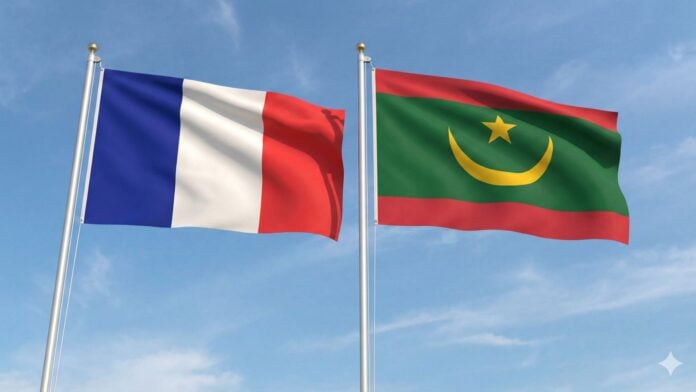 Drapeaux de la France et de la Mauritanie
