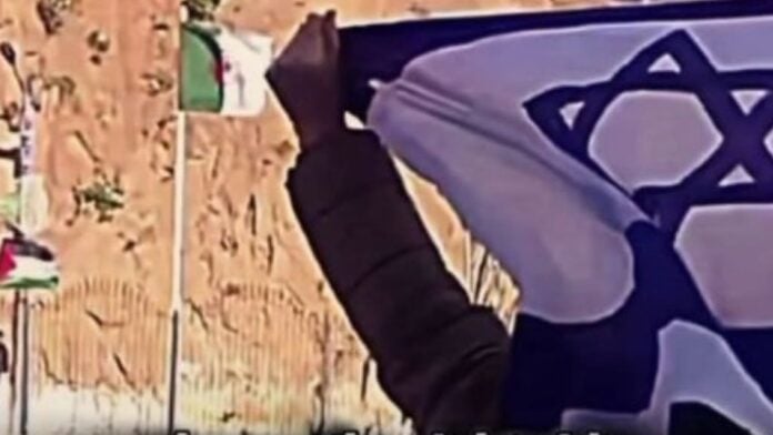 Frontière Maroc Algérie drapeau Israël et Palestine