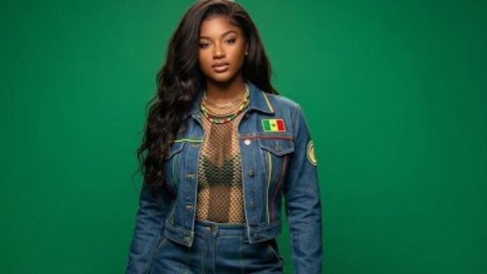 Mia Guissé Double Etoile