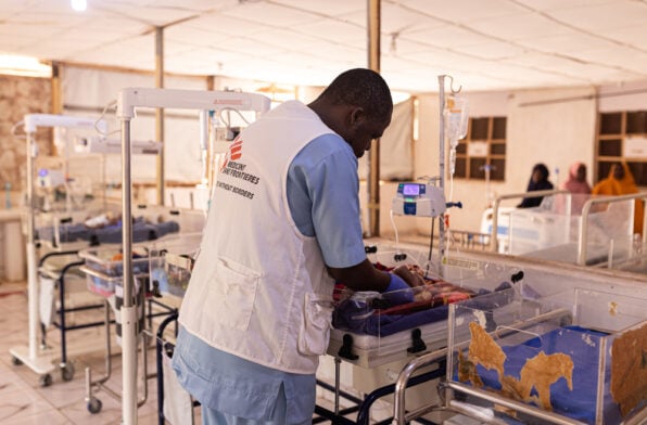 MSF naissance berceaux @Nnoli Amarachi